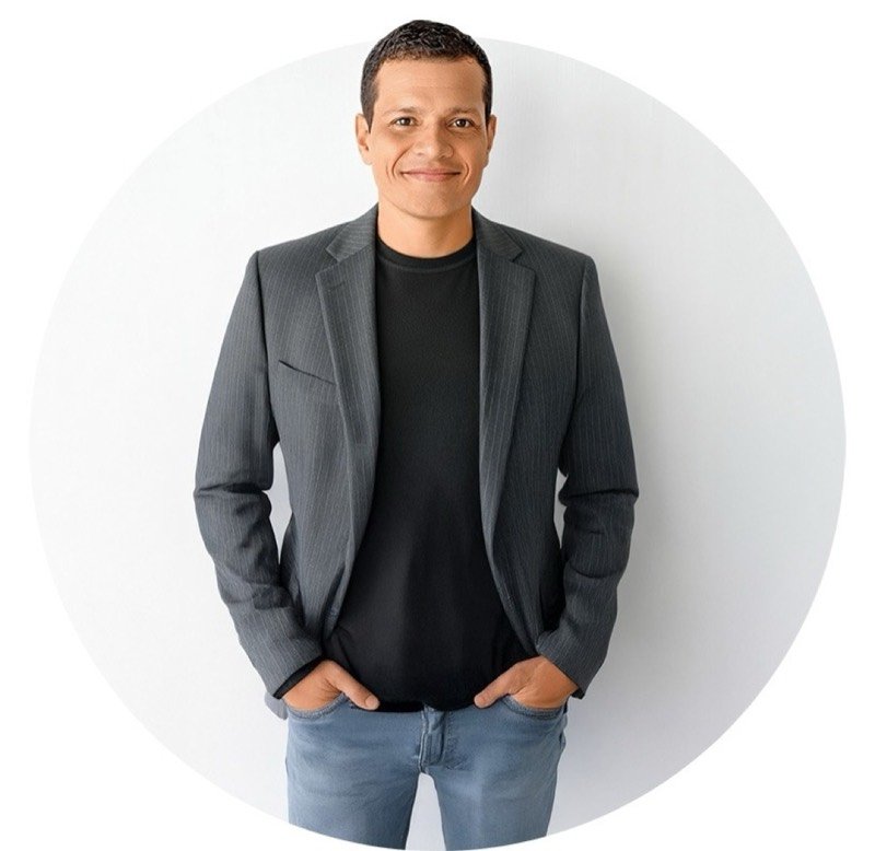 Juan Carlos — Diseño Gráfico